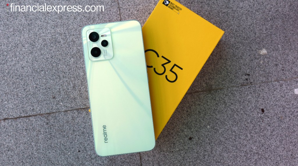 Realme C35