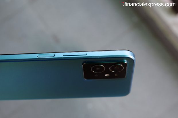 iQOO Z6 5G first look