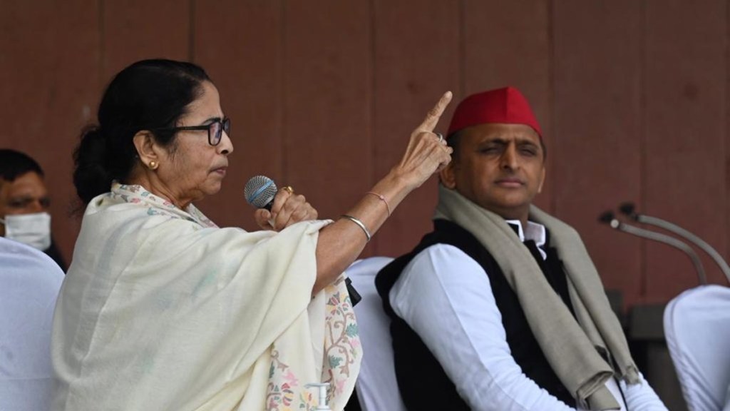This is the second time that Banerjee will campaign for Akhilesh Yadav for the UP Assembly Elections 2022. This is the second time that Banerjee will campaign for Akhilesh Yadav for the UP Assembly Elections 2022.