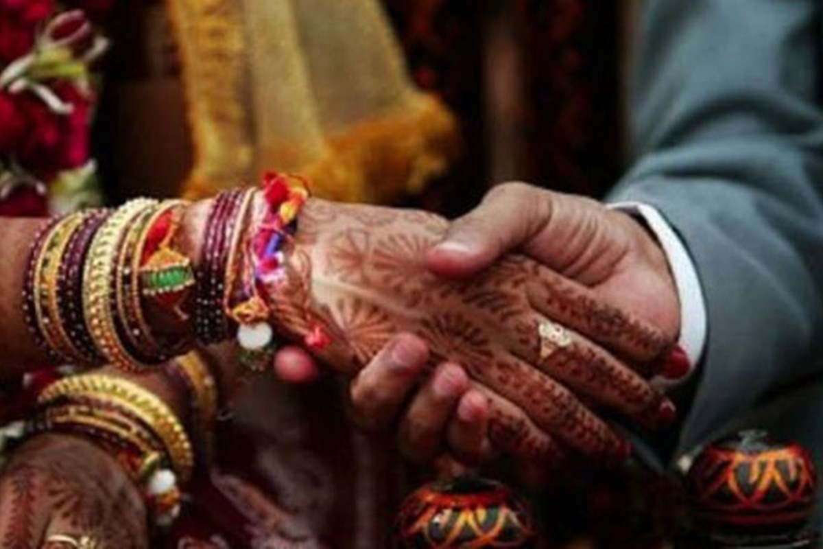 The husband had approached the High Court after a family court rejected his plea for divorce on the grounds enumerated in Section 13(1)(i-a), (i-b),
and (iii) of the Hindu Marriage Act, 1955. (PTI) The husband had approached the High Court after a family court rejected his plea for divorce on the grounds enumerated in Section 13(1)(i-a), (i-b),
and (iii) of the Hindu Marriage Act, 1955. (PTI)
