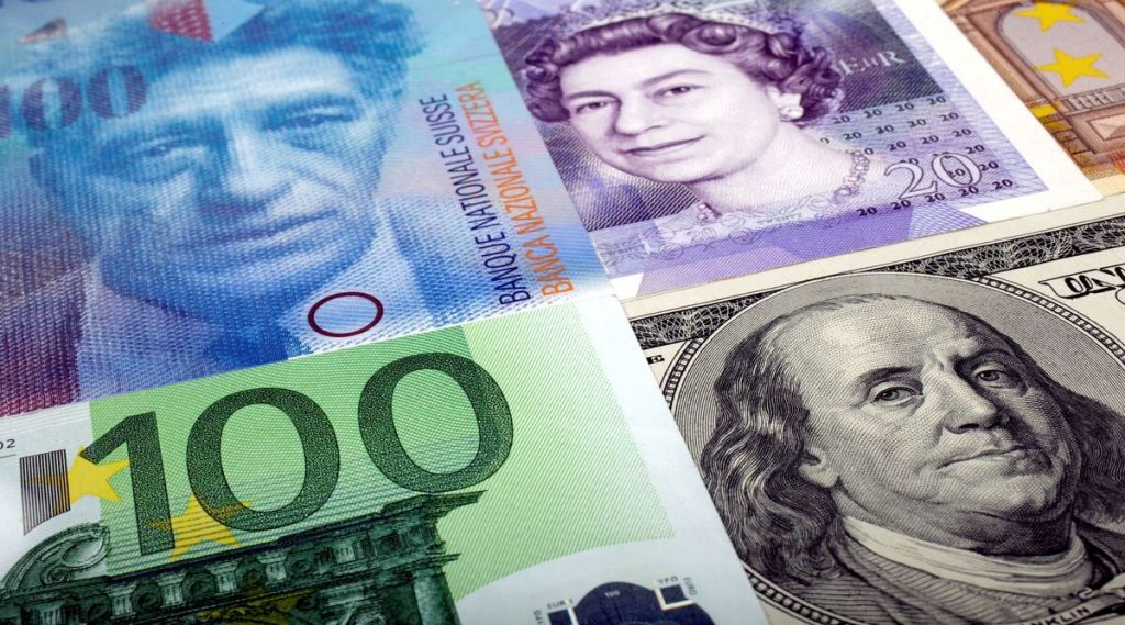 Commodity crisis can give birth to a new monetary order which will weaken the dominance of the US dollar, and lead to higher inflation in the West. (File Photo: Reuters)