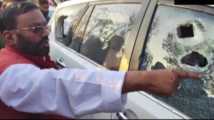 Maurya's daughter Sanghmitra Maurya, a BJP MP, also supported her father's allegation and criticised the BJP.