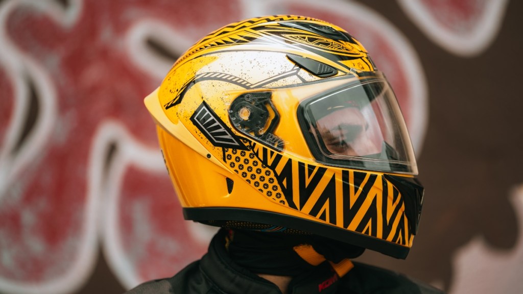 Tiivra Helmets