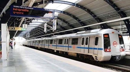 delhi metro photo