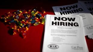 jobs, job hiring, hiring outlook, job outlook, jobs in canada, job in australia, canada, Australia, Germany, uk, dream job