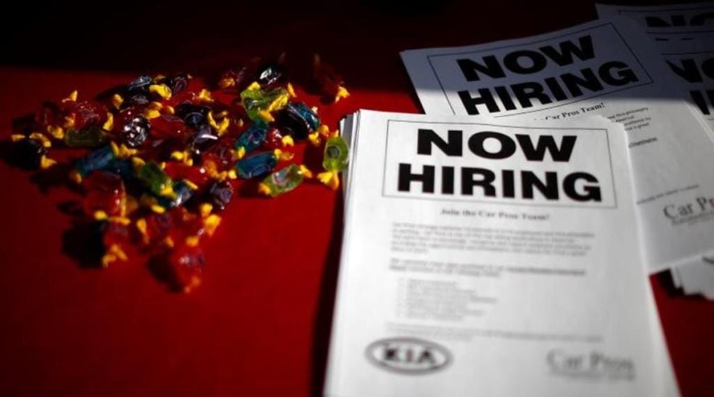 jobs, job hiring, hiring outlook, job outlook, jobs in canada, job in australia, canada, Australia, Germany, uk, dream job