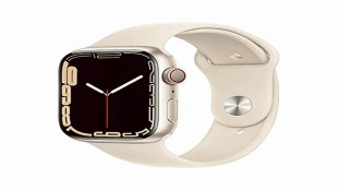 However, people who have small wrists/ hands may find the Watch 7 a little too big.