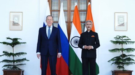 The Russian foreign minister said that the ties between the two countries have been very strong despite many difficulties, adding that Russia continues to implement projects in various areas including science, energy, pharmaceuticals, and more.