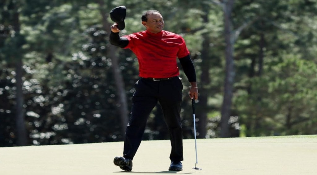 Tiger Woods on the 18th green during the final round of The Masters — Augusta National Golf Club, Georgia (Reuters image)