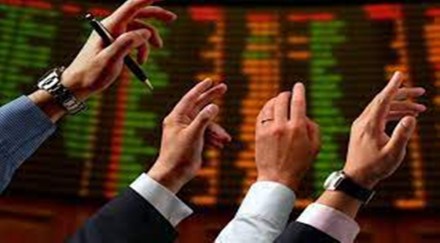 U.S.-listed Chinese shares like JD.com Inc, Alibaba Group Holdings Ltd and Baidu Inc declined between 2.9% and 4.4% in premarket trading.