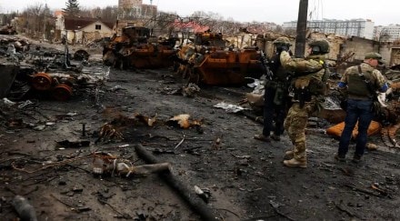 The Russian campaign at the city of Mariupol however, the main port of eastern Ukrainegoes unabated although as the news came in on 18th April, nearly a brigade strength of deeply entrenched Ukrainian fighters are holding on.
