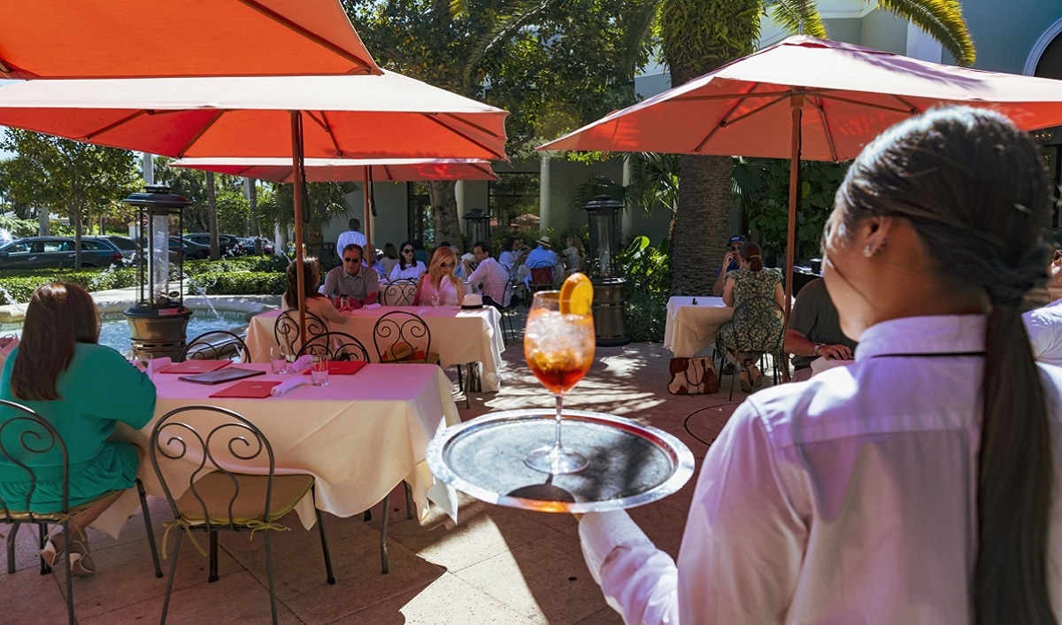 restaurant, food industry, restaurant industry, omnichannel, drive thru, home delivery, sanitisation, innovation