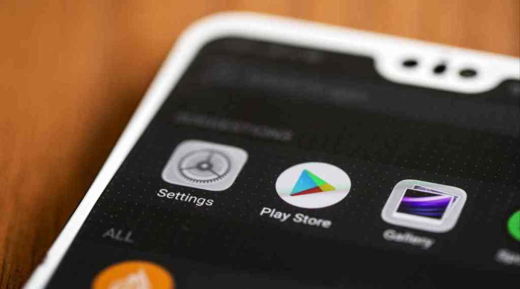 In that market, Google said it was reducing app makers’ fees by 4%. (Image:Justin Chin/Bloomberg)