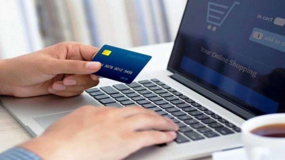 RBI prohibits issuance of unsolicited cards by issuers