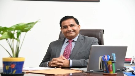 Multiple studies have shown that students’ excessive use of social media has a direct link with poor mental health. Multiple studies have shown that students’ excessive use of social media has a direct link with poor mental health.