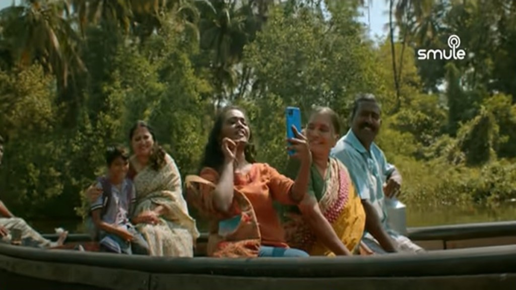 As a part of the campaign, Smule has launched four films which highlight the ease and convenience of using the Smule app in everyday life situations As a part of the campaign, Smule has launched four films which highlight the ease and convenience of using the Smule app in everyday life situations