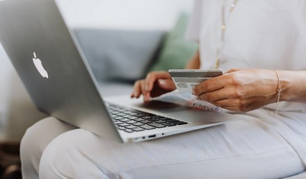 retail, e-commerce, online shopping, omnichannel, AI, customer experience, marketplace, technology