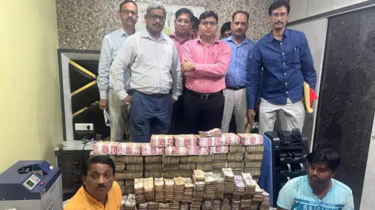 After counting the huge amount of cash, which took over 18 hours, the money was taken away in large trunks. 