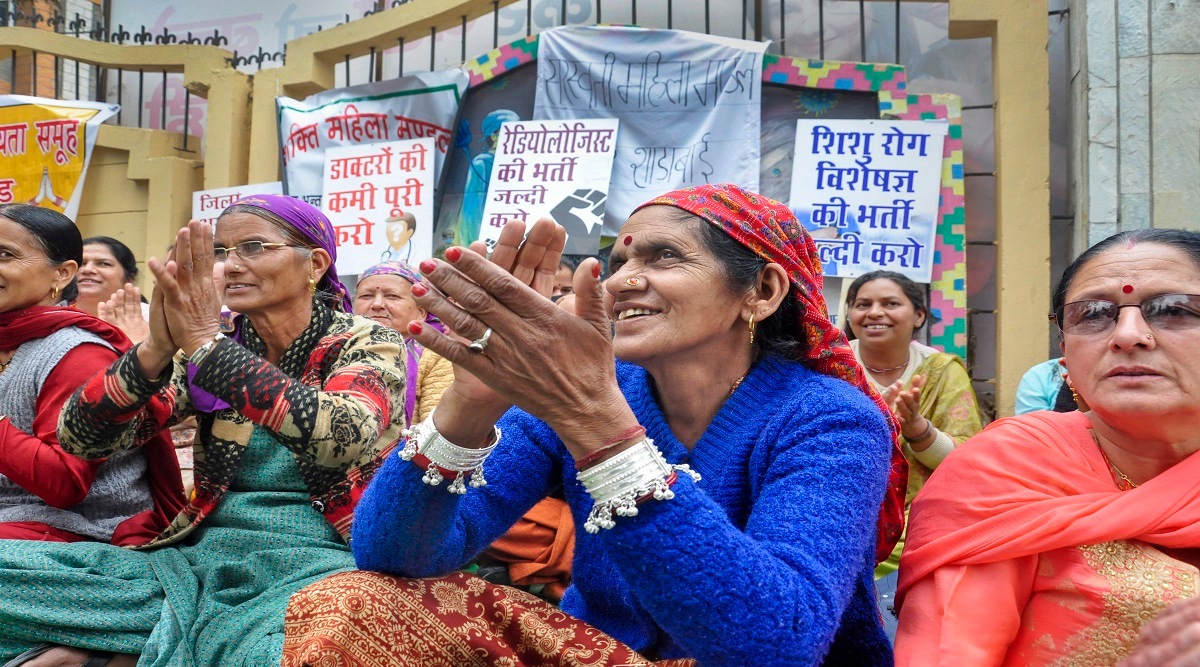 Protest over health facilities shortage in Kullu