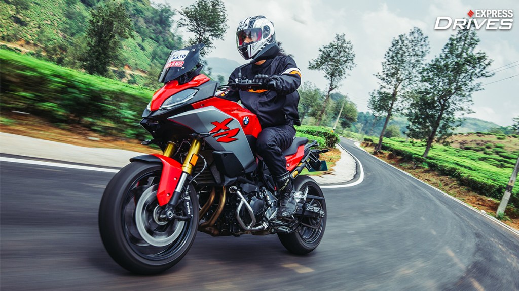 2022 BMW F 900 XR riding 1