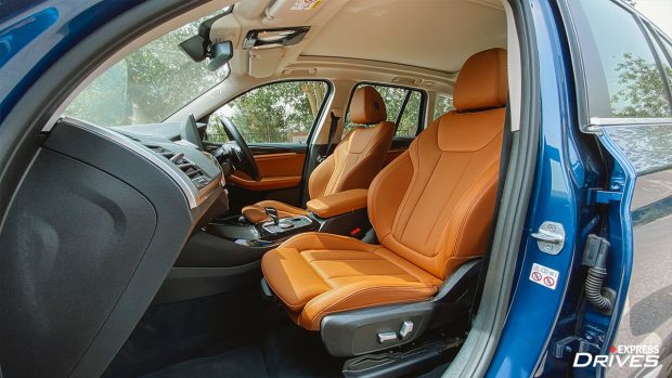 2022 BMW X3 diesel front seat