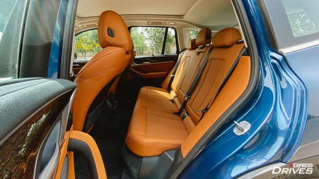 2022 BMW X3 diesel rear seat