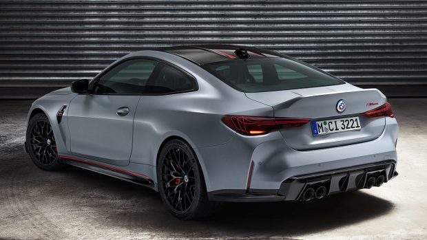 Making their debut in the M4 CSL are the unique tail lights. These have not been seen in a series-produced car before. The unique pattern observed in the glass is thanks to the intricate light threads woven into them and then illuminated using laser technology. Also, there is a twin-tailpipe exhaust system with electrically controlled flaps and weight-minimised titanium rear silencer to produce a roaring soundtrack and save weight as well.