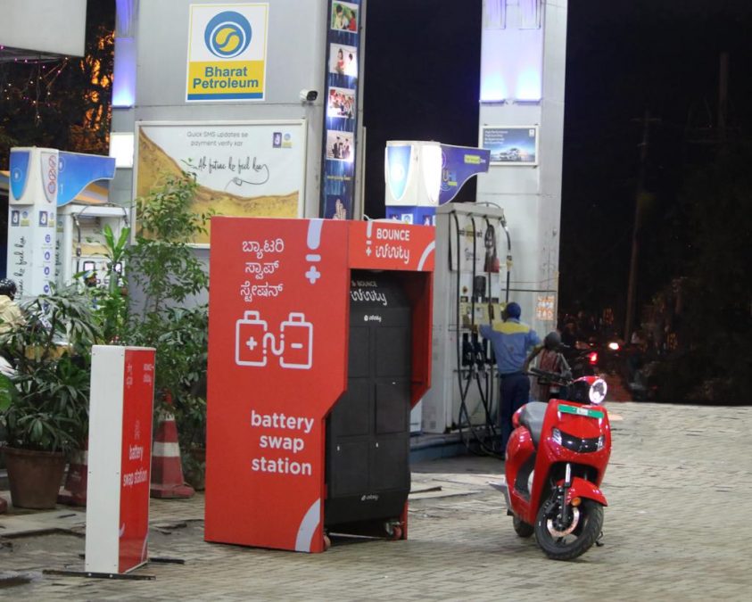 Bounce partners BPCL to set-up battery swapping stations Bounce partners BPCL to set-up battery swapping stations