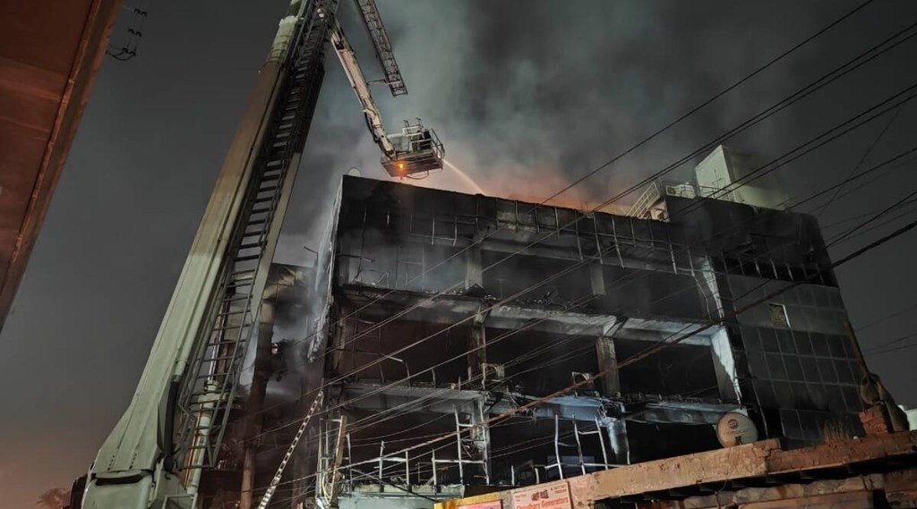More than 40 people sustained burns and have been hospitalised. Around 60-70 people have been rescued from the building.