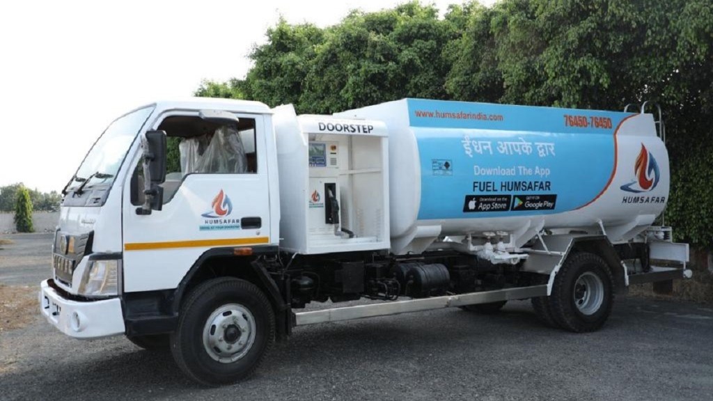 Humsafar India Diesel at doors