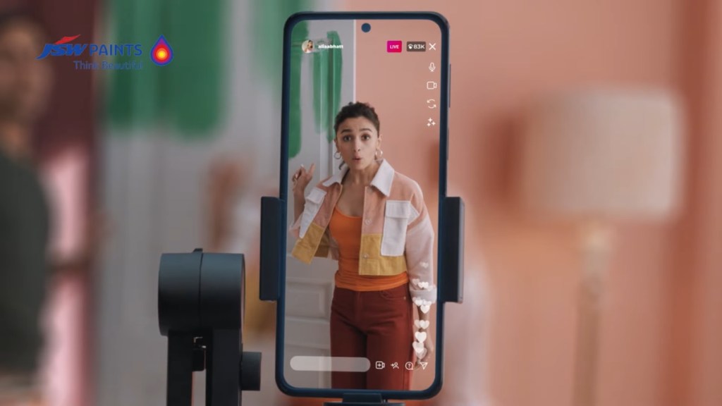 The campaign highlights the low level of awareness among consumers about the availability and benefits of water-based paints for wood and metal.