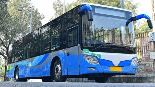 delhi electric bus fleet