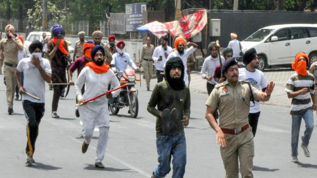 The alleged mastermind and main conspirator behind the violent clashes in Punjab's Patiala, Barjinder Singh Parwana, was arrested by police in Mohali on Sunday morning. The alleged mastermind and main conspirator behind the violent clashes in Punjab's Patiala, Barjinder Singh Parwana, was arrested by police in Mohali on Sunday morning.