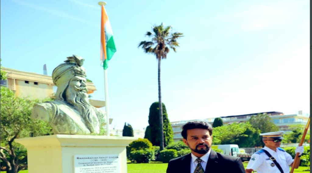 Minister Anurag Thakur at Saint Tropez in front of Maharaja Ranjit Singh statue.