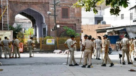 Heavy police deployment was seen in the city today after right-wing groups called on traders to keep their shops shut as protest against the late Tuesday night incident.