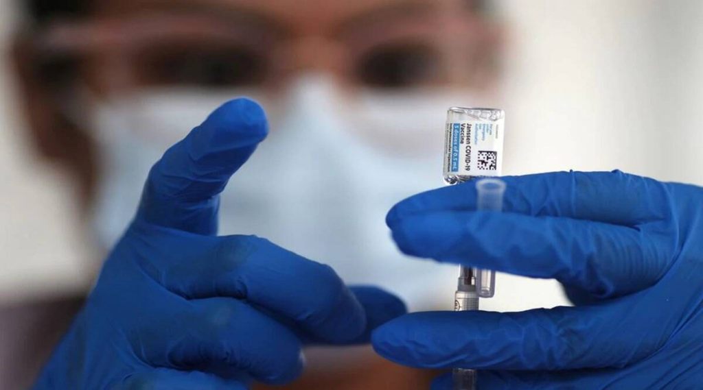 covid-19 delhi, delhi covid cases, masks, covid restrictions, health news, covid updates,