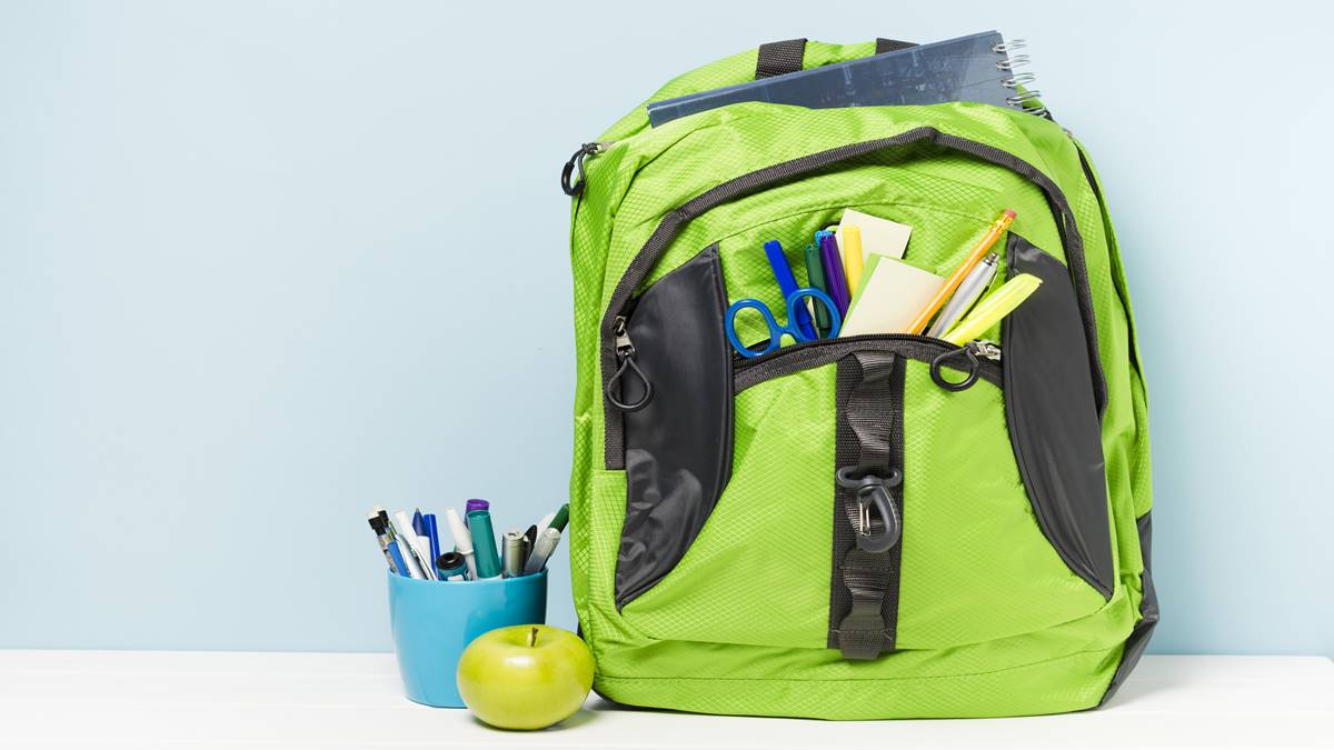 The files and thin or light exercise books should be preferred to thick or heavy ones The files and thin or light exercise books should be preferred to thick or heavy ones