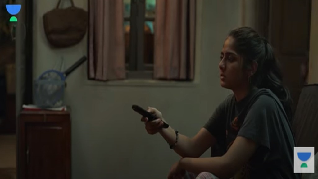 The film shows the story of a young student, Bulbul, who is moving to a new city The film shows the story of a young student, Bulbul, who is moving to a new city