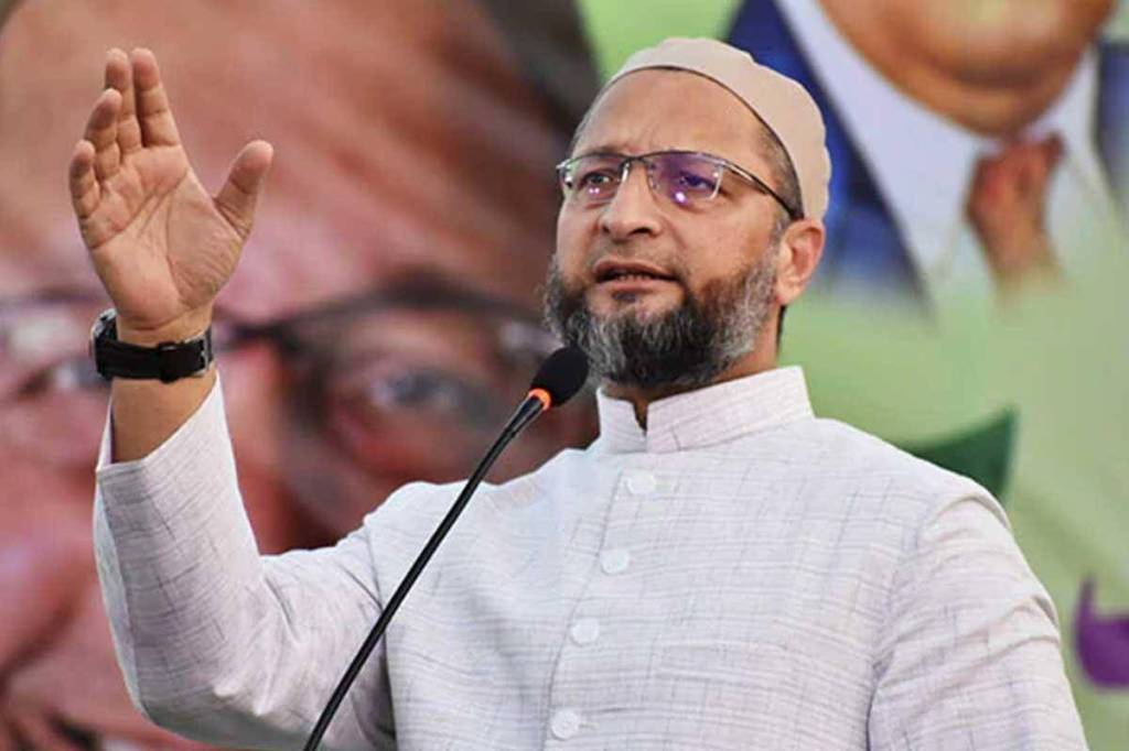 Owaisi pointed out that Sarma was busy giving hate speeches when many have died and several displaced in Assam floods. Owaisi pointed out that Sarma was busy giving hate speeches when many have died and several displaced in Assam floods.