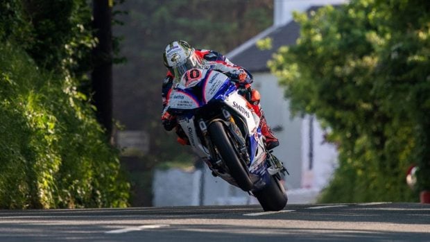 isle of man tt peter hickman