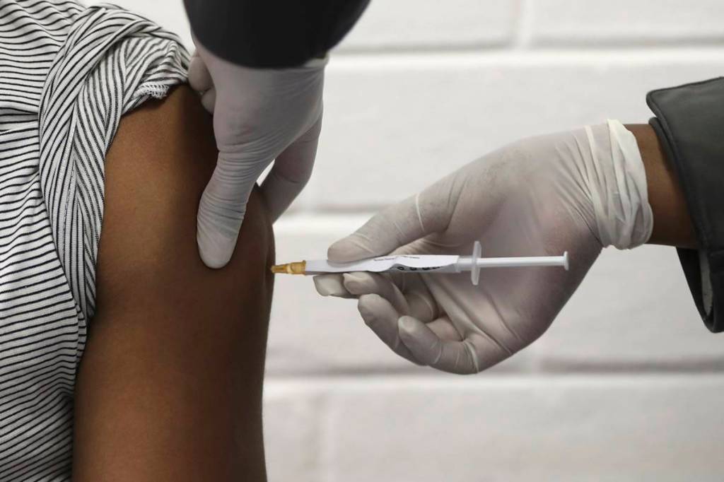Coronavirus in India Live News: US limits use of Johnson & Johnson's Covid-19 vaccine on blood clot risks