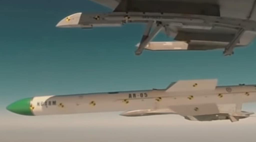 The missile is reported to have an operational range of more than 100 km, based on the launch parameters from the fighter jet.