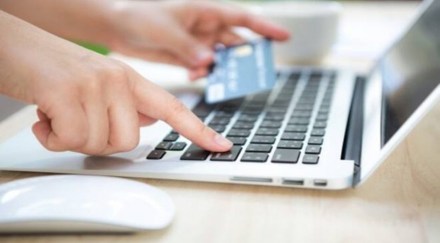 In a survey conducted by RedSeer in April 2022, the consultancy firm found that traditional banking customers experience issues such as app crashes, down time, long wait times, tedious paper work ,and lack of transparency. These inconsistencies are in fact why users are shifting to nebanks. In a survey conducted by RedSeer in April 2022, the consultancy firm found that traditional banking customers experience issues such as app crashes, down time, long wait times, tedious paper work ,and lack of transparency. These inconsistencies are in fact why users are shifting to nebanks.