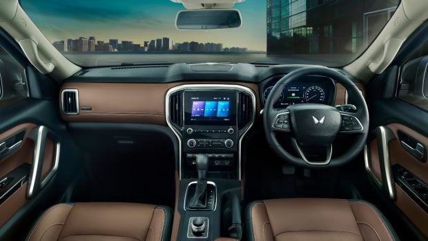 scorpio n interior