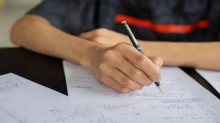 Civil Engineering Students' Scores below 40% in Maths