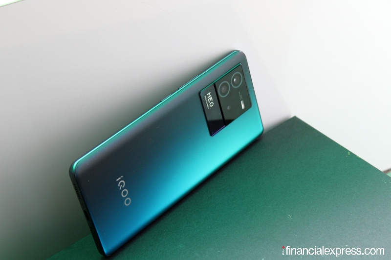 iQOO Neo 6