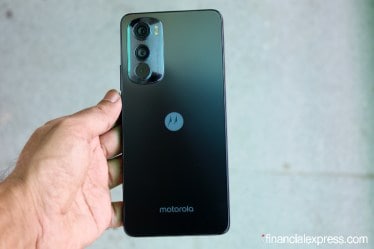 Moto Edge 30