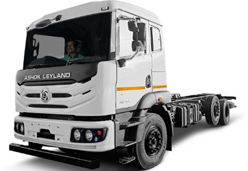Ashok Leyland launches AVTR 2620, India’s first 8-wheeler truck Ashok Leyland launches AVTR 2620, India’s first 8-wheeler truck