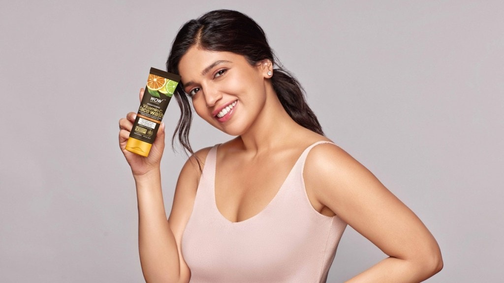 In the campaign, the actress Bhumi Pednekar is shown reinstating how Vitamin C Face Wash can bring back the glow. In the campaign, the actress Bhumi Pednekar is shown reinstating how Vitamin C Face Wash can bring back the glow.