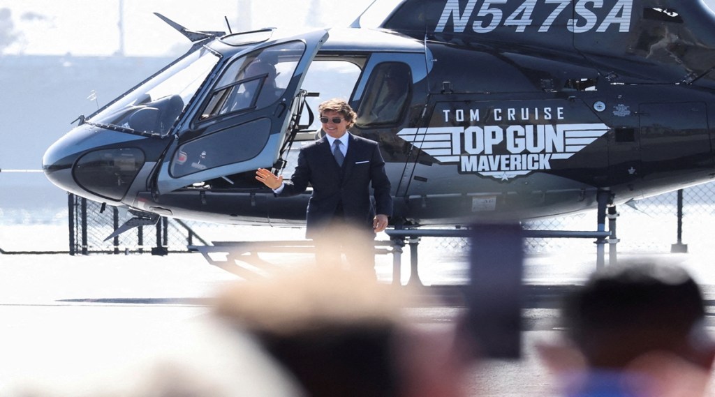 top gun maverick stunts